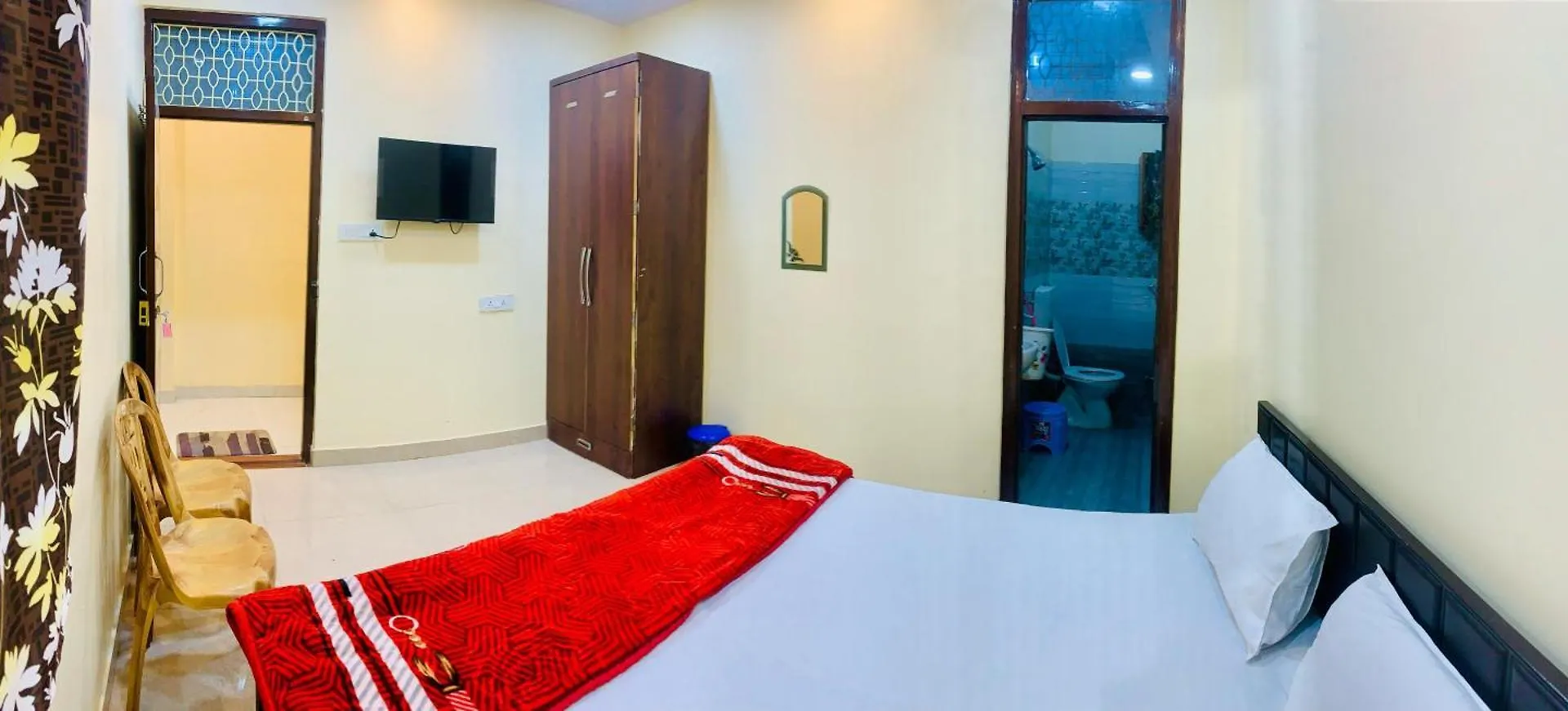 Shri Ji Hotel Varanasi